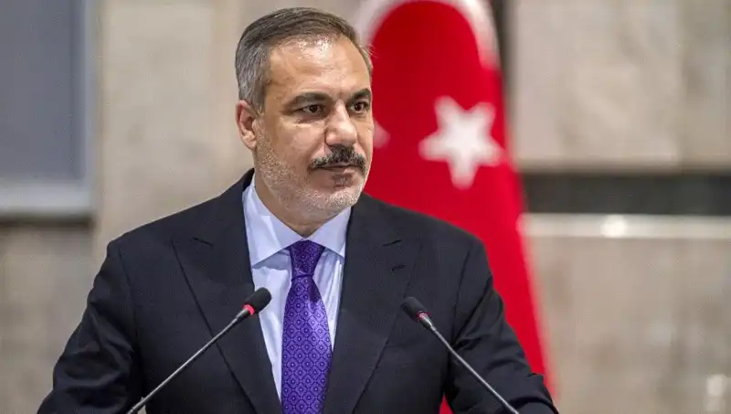 Bakan Fidan'dan Financial Times'a Önemli Açıklama: "Cin Şişeden Çıktı"
