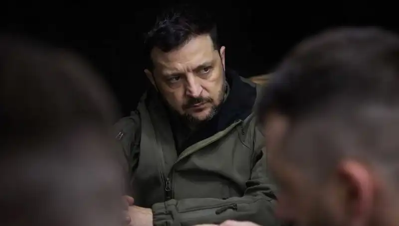 Zelenski: Rusya, Kuzey Kore Üretimi Füzeleri Savaşa Sürdürüyor