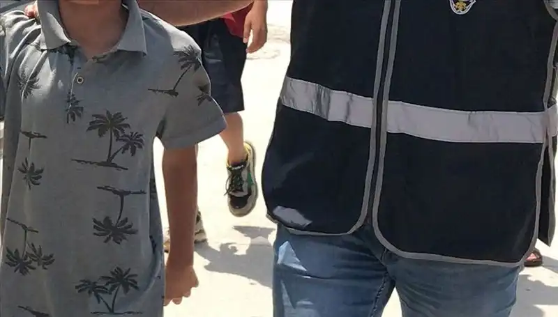 Türkiye’de 612 Bin Çocuk Suça Sürüklendi: Nedenleri ve Çözümleri