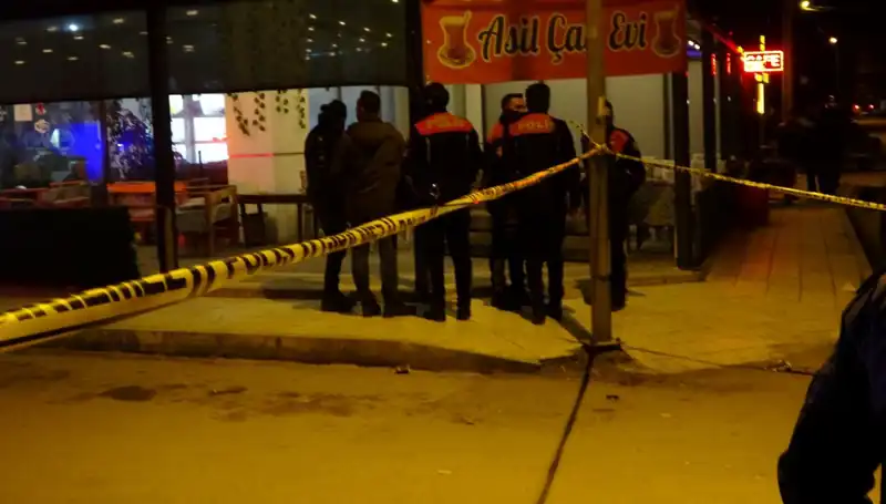 Kahvehane Çatışmasında Kan Aktı: 1 Ölü, 4 Yaralı!