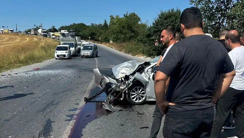 İstanbul'da Kalp Krizi Geçiren Şoför, Otobüse Çarptı: Feci Kaza