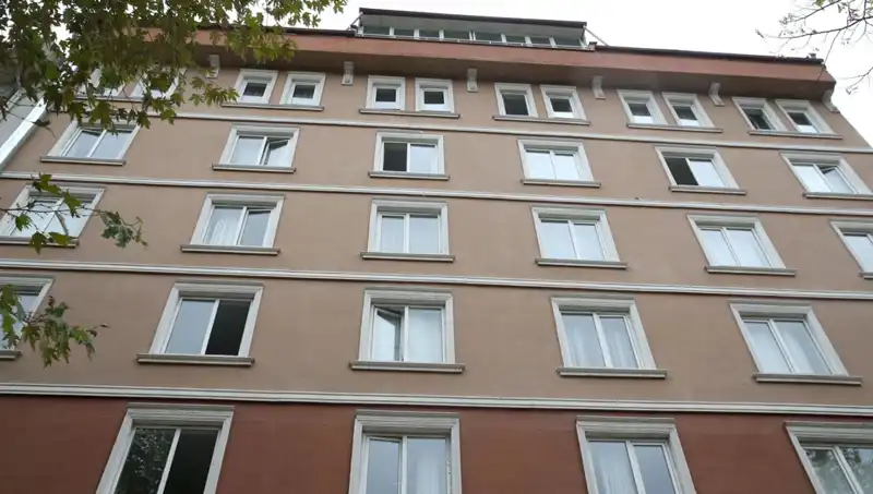 Kastamonu’da Otel Penceresinden Düşen Kadın Hayatını Kaybetti: Olayın Ayrıntıları