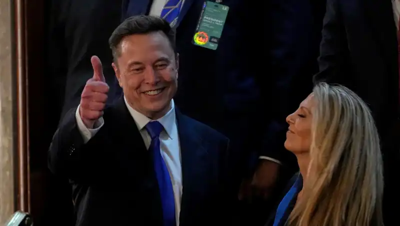 Musk'tan Ukrayna'da Seçim Çağrısı: Zelenski Büyük Farkla Kaybetmeye Mahkum mu?