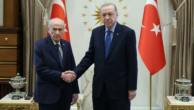Cumhurbaşkanı Erdoğan ve Bahçeli'den Kritik Görüşme: Politika Gelişmeleri Bekleniyor