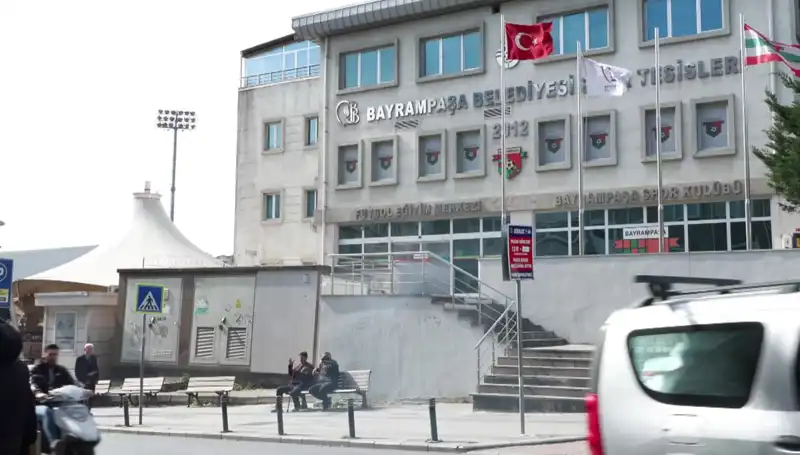 Arda Turan Spor Kompleksi'nde Olay: Otoparkı Su Bastı!