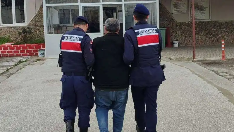 8 Yıldır Aranan Zanlı, Sonunda Yakalandı ve Cezaevine Gönderildi!