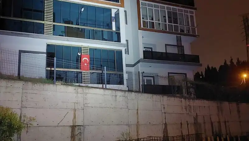 Sakarya'da Korkutan Olay: 4 Katlı Apartman Boşaltıldı