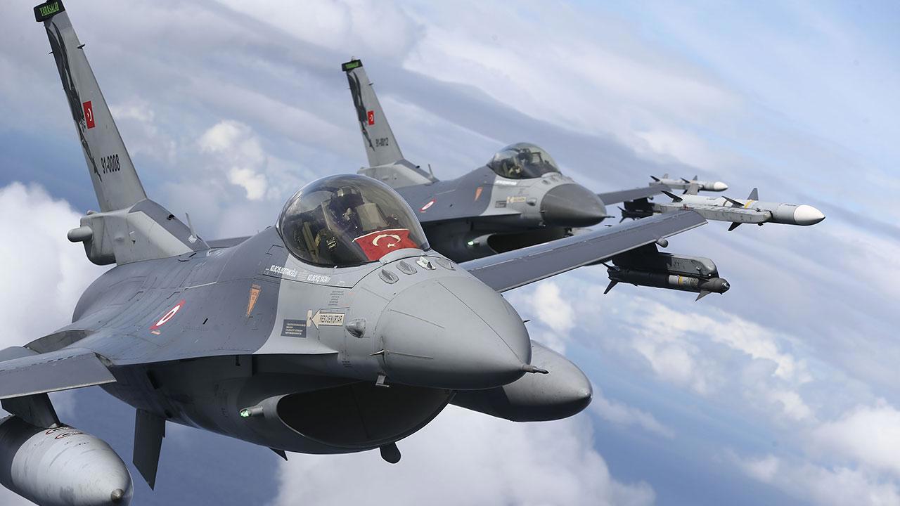 Irak'ın Kuzeyinde Operasyon: 10 Terörist Etkisiz Hale Getirildi
