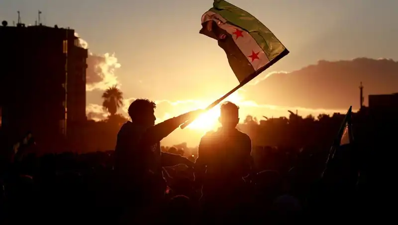 Suriye’de Geçiş Süreci İçin Tarihi Anayasa Komisyonu Kuruldu!