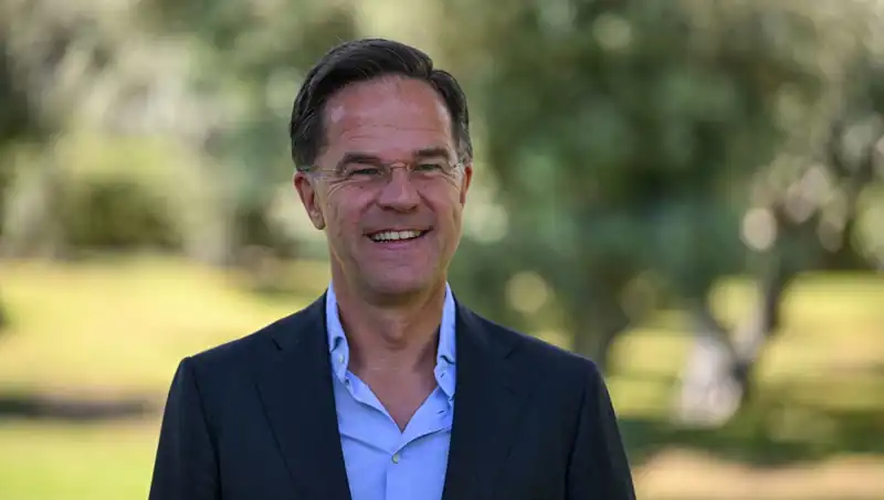 Rutte, Eurofighter Açıklamasıyla Müttefiklere Kısıtlama Uygulamamalarını Tavsiye Etti