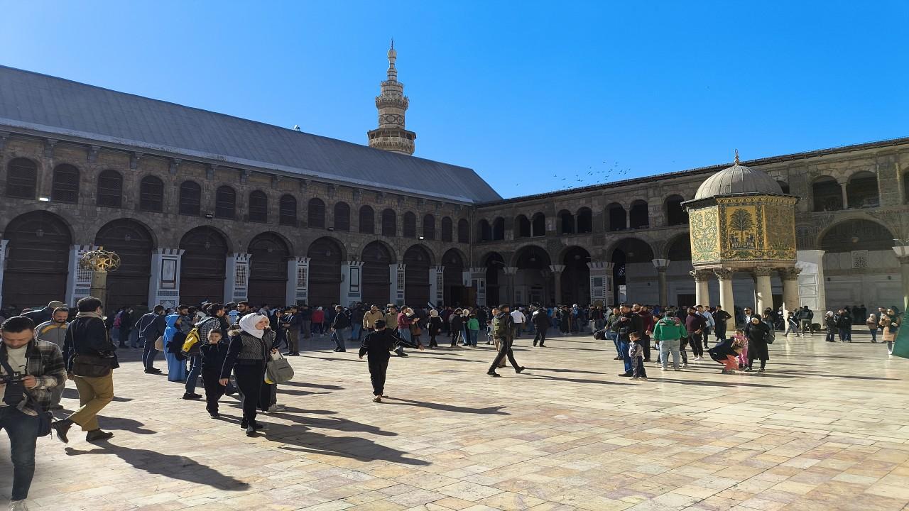 Emevi Camii İmamı, Erdoğan'ın Yardım Eli Hakkında Konuştu