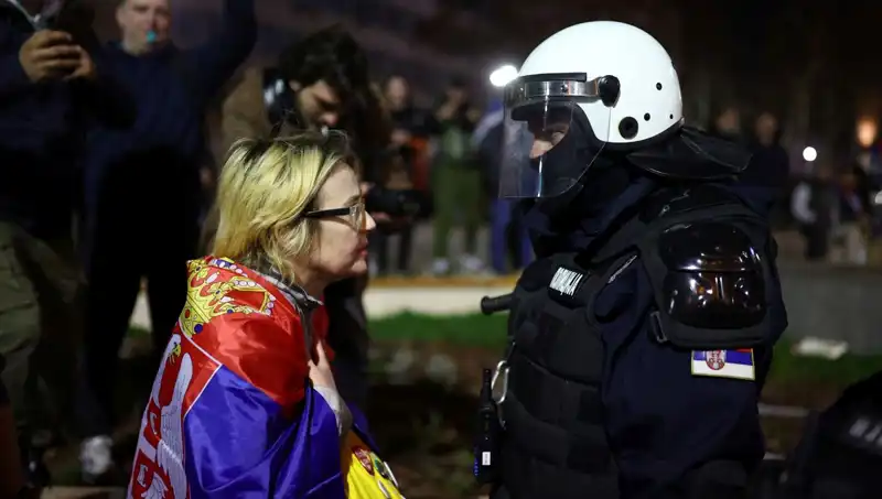 Sırbistan'da Yasaklı Sonik Silah İle Polis Müdahalesi: Muhalefet AİHM'e Başvuracak!