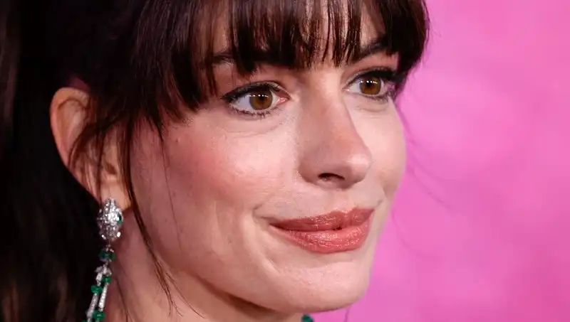 Hollywood’un Ürkütücü Estetik Trendi: Ölü İnsan Derisi Enjeksiyonu