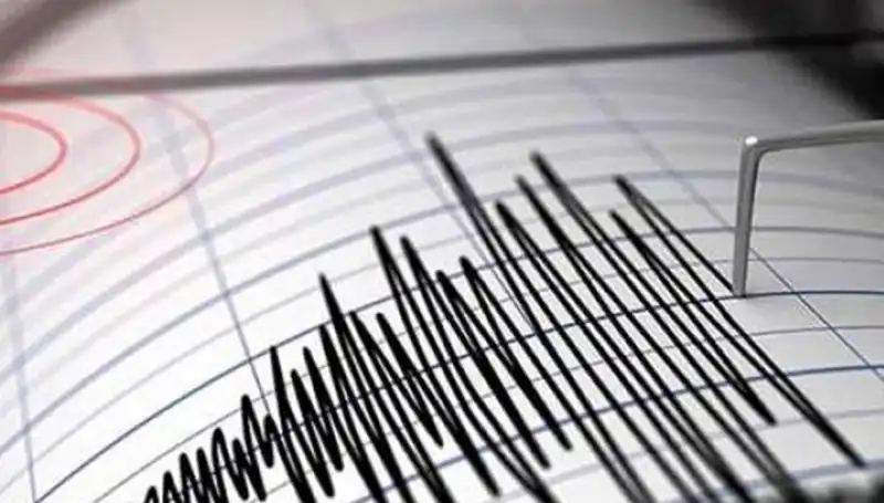Sındırgı'da Şok Eden Deprem: 4.3 Büyüklüğünde Sarsıntı!