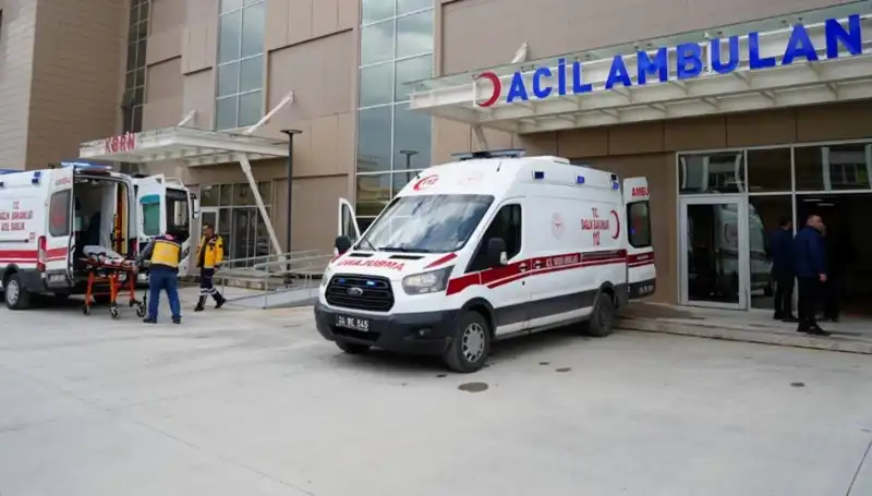 Erzincan'da Feci Kaza: Hayatını Kaybedenler ve Yaralılar Üzerine Detaylı Bilgiler