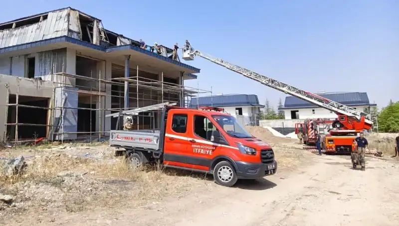 Ankara Gölbaşı'nda Villaları Tehdit Eden Korkunç Yangın: Detaylar Ortaya Çıktı