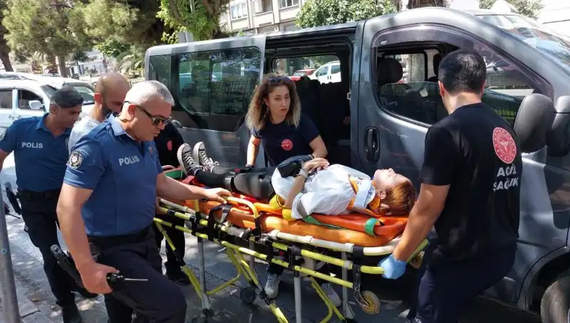 Samsun’da Minibüs Kamyona Çarpınca Feci Kaza: Yaralılar Var!