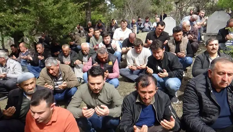 Bir Köyün Kahramanı: Karadeniz'in Sevilen İnsanı Uğurlanıyor
