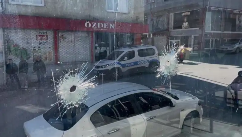 Bursa'da Kıraathaneye Yapılan Kurşunlama Olayı Şok Etti!
