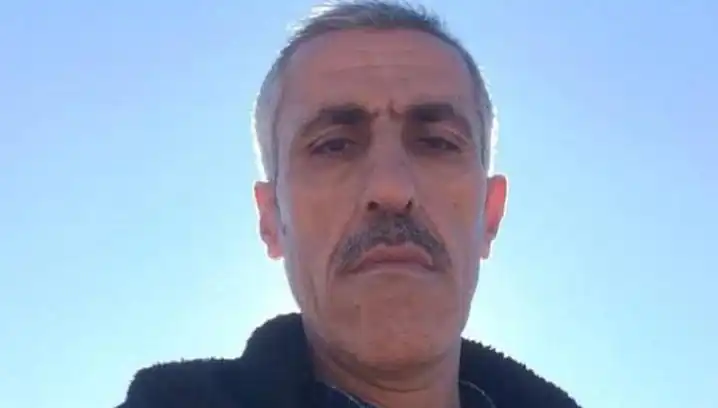 Gençleri "Çime Basmayın" Diye Uyardı, Şok Bıçaklı Saldırıya Uğradı!