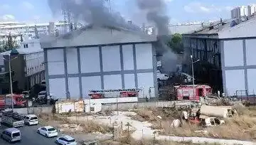 Başakşehir Sanayi Sitesinde Korkutan Yangın: Olayın Ayrıntıları ve Son Gelişmeler