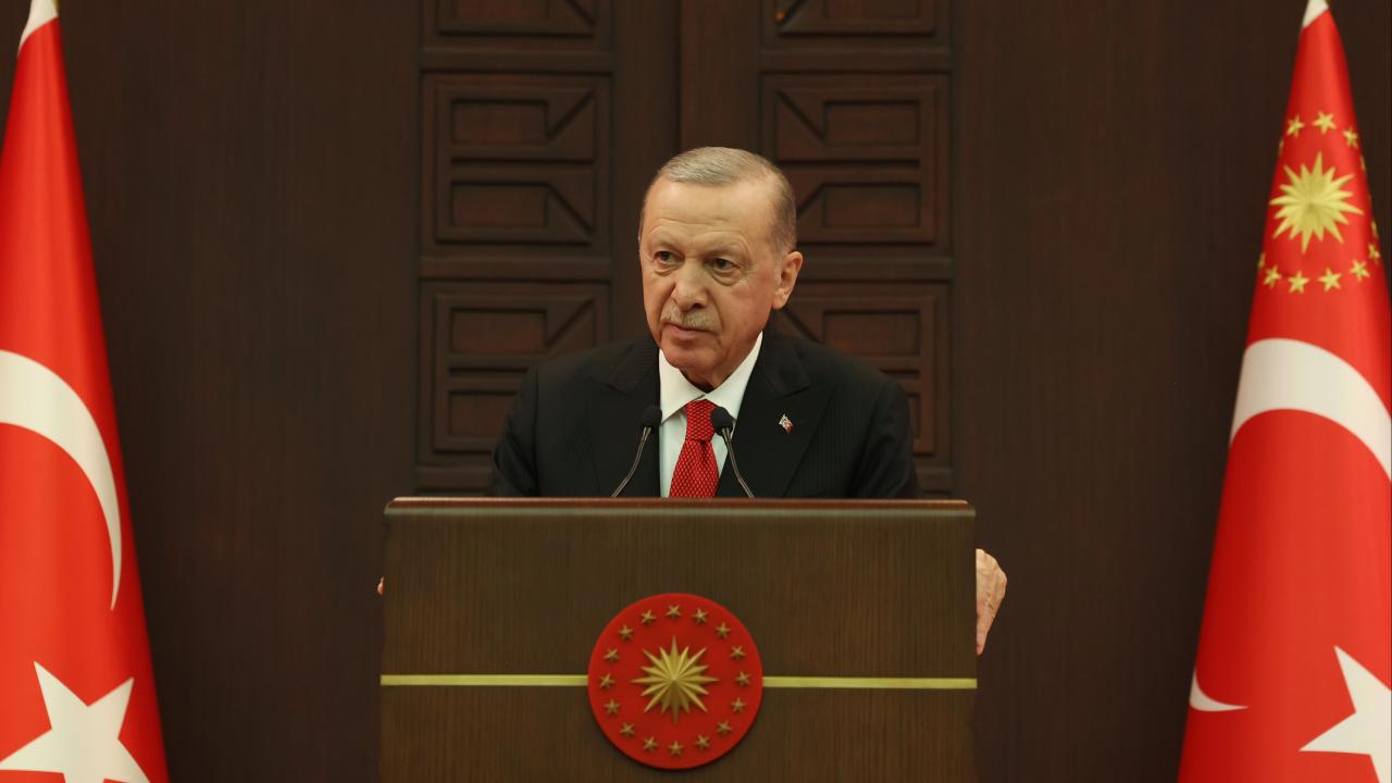 Cumhurbaşkanı Erdoğan dünya liderleriyle görüşmeler yaparak barışı destekliyor