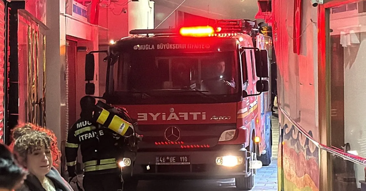 Tartıştığı Ağabeyinin Dükkanını Ateşe Verdi: 1 Ölü, 5 Yaralı