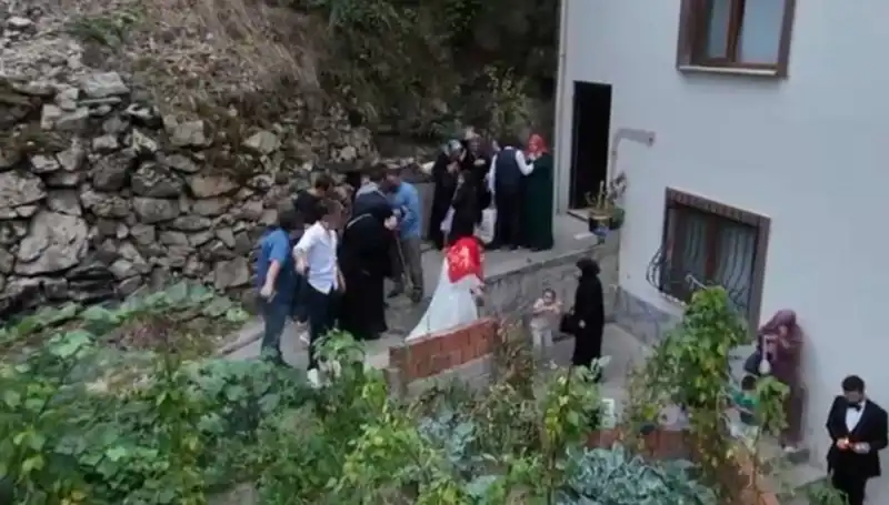 Kanlı Düğün Ortalığı Karıştırdı: 10 Saniyelik Korku Dolu Anlar