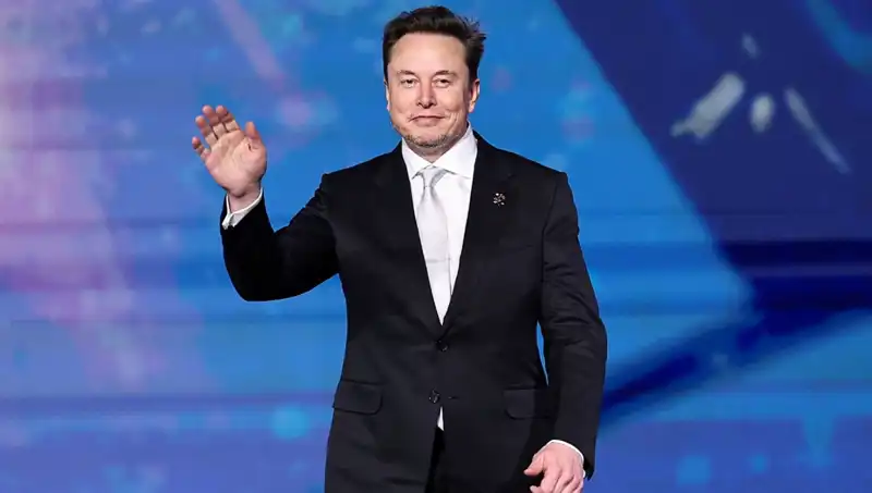 Tesla, Kendi "Canavarı" Model X'i Rafa Kaldırdı: Nedenleri ve Gelecek Planları
